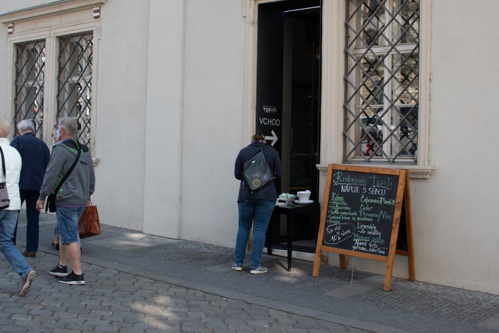 In Brief: 11,984 New Cases of Coronavirus Detected on Tuesday, Goverment to Further Tighten the Measures In Brief: 11,984 New Cases of Coronavirus Detected on Tuesday, Goverment to Further Tighten the Measures
