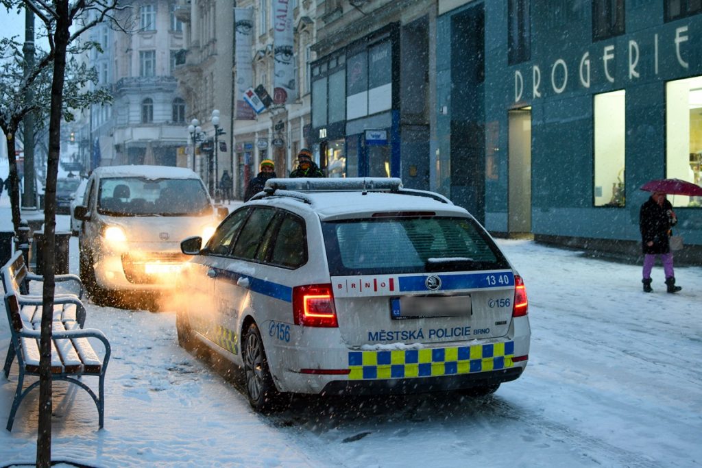 Police Discover Over 30 Restaurants Open Around Czech Republic Police Discover Over 30 Restaurants Open Around Czech Republic
