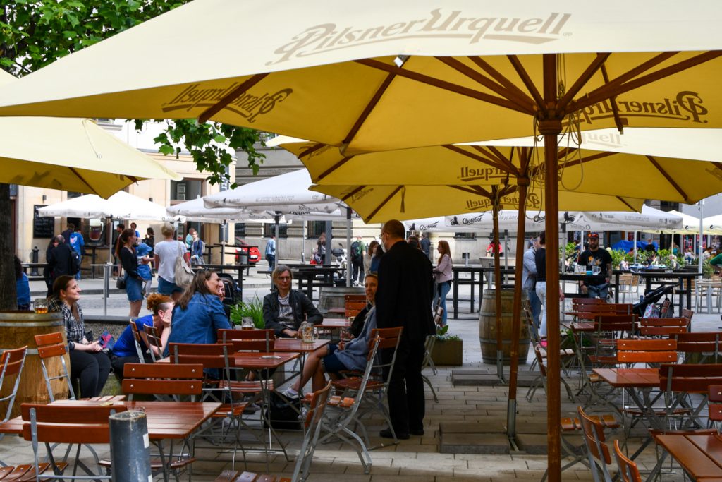 Prices of Restaurant Lunches Rise – But Fewer Czechs Are Eating Out Prices of Restaurant Lunches Rise – But Fewer Czechs Are Eating Out