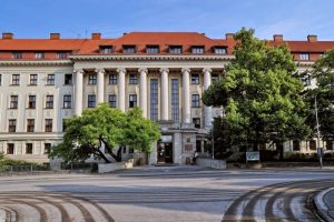 Record Number of Czech Universities Featured In 2023 QS World University Rankings