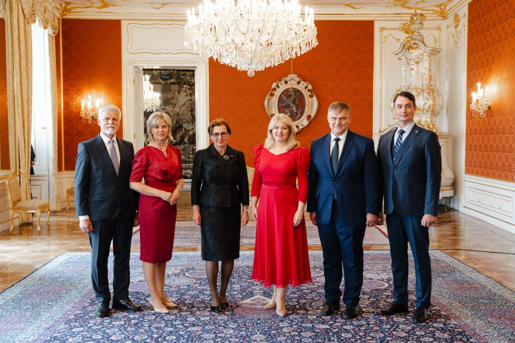 On Thursday, June 13, 2024, the President of the Republic, Petr Pavel, awarded the highest state award - the Order of the White Lion, 1st class with chain of order, to Zuzana Čaputová, the President of the Slovak Republic.