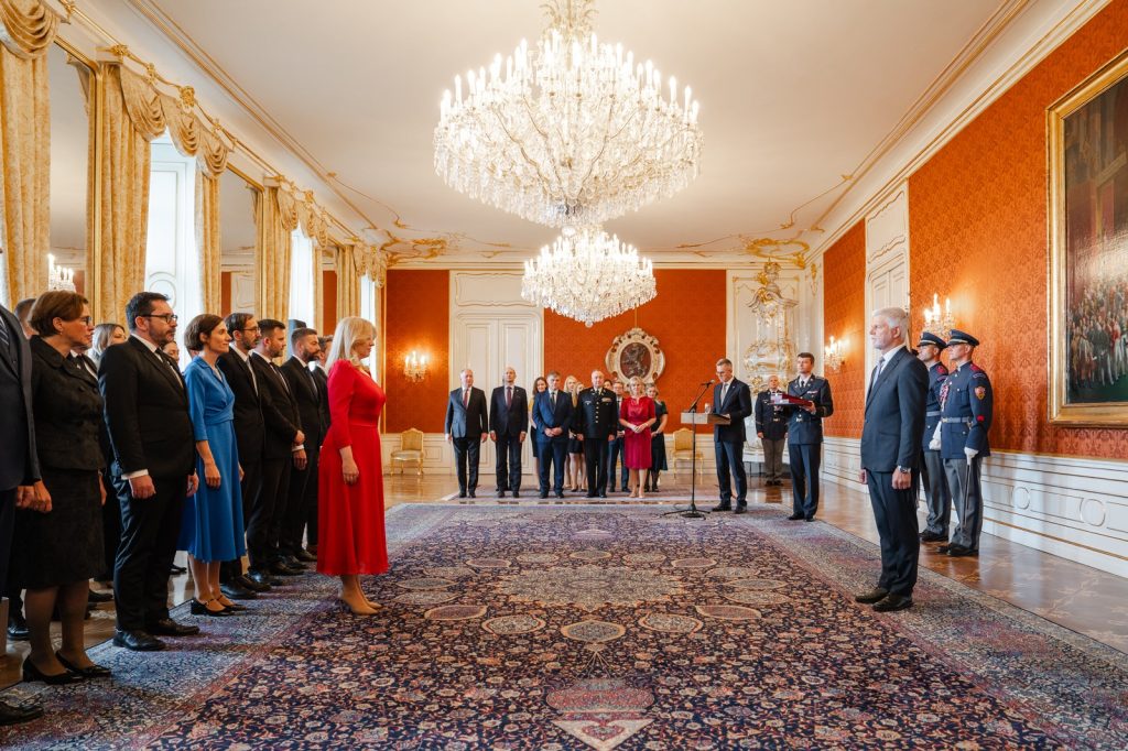 On Thursday, June 13, 2024, the President of the Republic, Petr Pavel, awarded the highest state award - the Order of the White Lion, 1st class with chain of order, to Zuzana Čaputová, the President of the Slovak Republic.