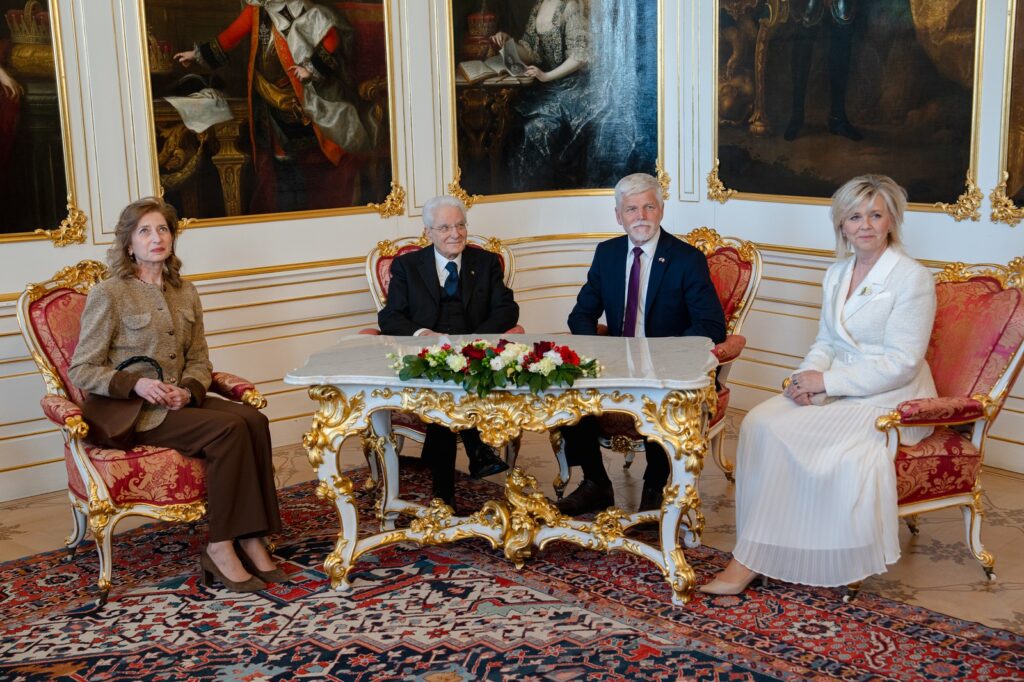 Czech and Italian Presidents Praise Economic Ties and Call For Proactive EU After Prague Talks